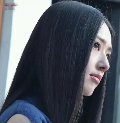 黑长直发型是"女神样板",为什么女生却不愿意留?原因太尴尬了