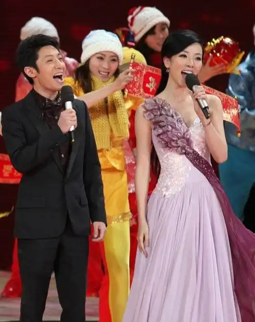 组图:2012龙年央视春晚全程回顾 视觉盛宴!