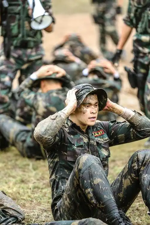 从威武霸气的雷神突击队到屡建奇功的地导"英雄营",从翱翔天际的航空