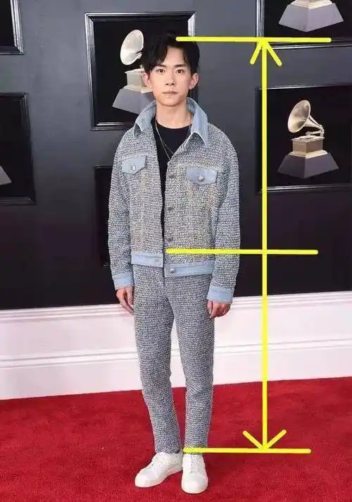 易烊千玺的脸怎么看起来一股倭气,丑娃娃长成了日本武士_仪态_演技