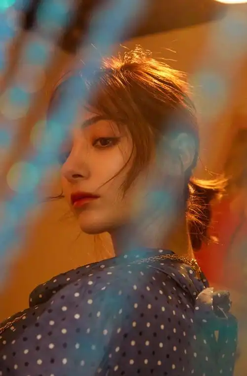 麦迪娜复古文艺写真图片46