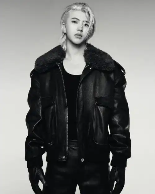 蔡徐坤时尚先生九月刊预告