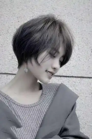 日式公主切中短发 公主切适合发量少的女生发型