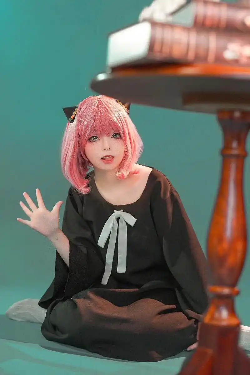 #二次元 #cosplay #间谍过家家 #阿尼亚 阿尼亚真 - 抖音