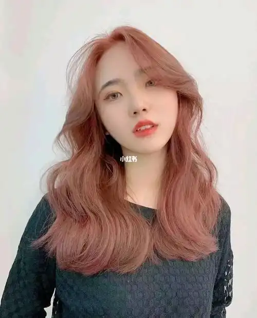 2021年时尚流行发型颜色95 95热门发型推荐