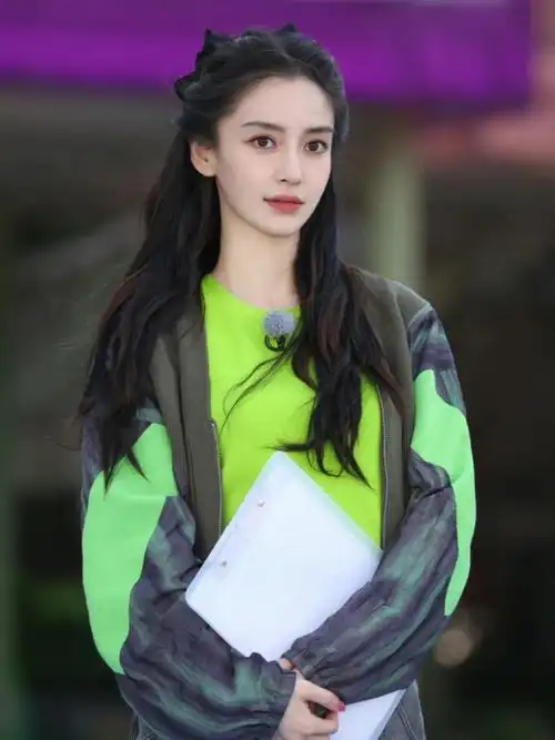 baby这期跑男好美7575她才是在逃公主吧