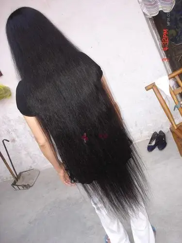 中国美业 长发 动态 >> 正文    相关阅读:代卖大二女生的丰厚长发在