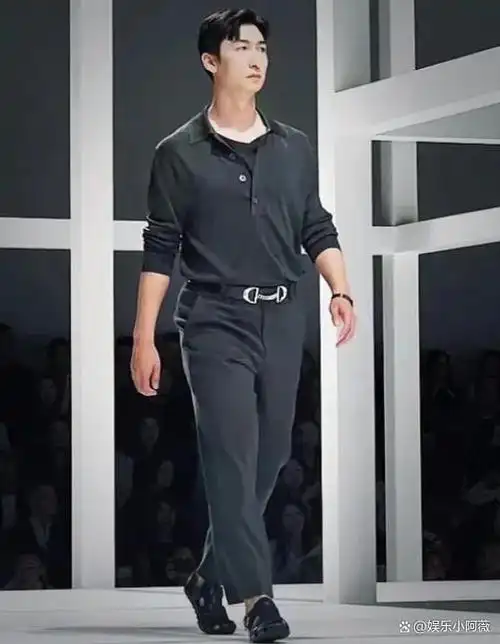 爱马仕大秀胡兵王阳现丑水哥能压住造型段奕宏不再社恐了