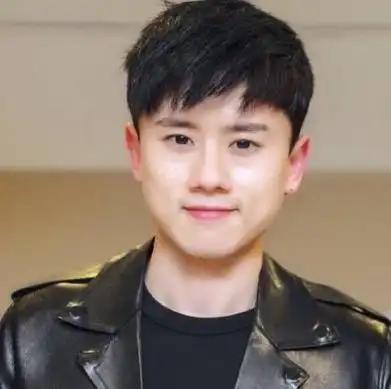 张杰谢娜助理打手机?工作室发文道歉:很抱歉打扰到大家