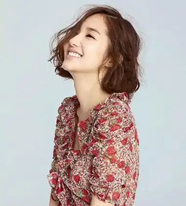 大脸剪什么短发型好看女图片_适合大脸的发型女短发 - 乐享生活