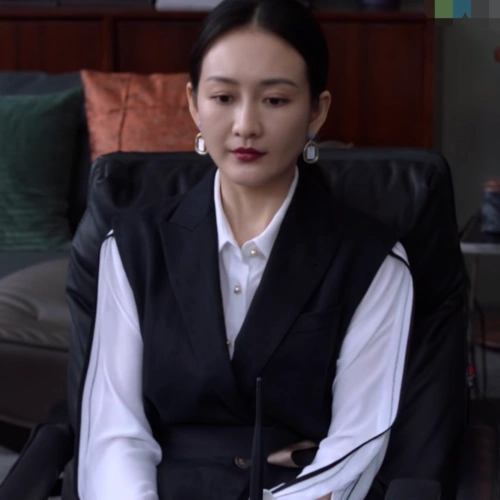 欧美2020春精英律师王鸥蓝红明星同款马甲衬衫长裤子三件套套装女