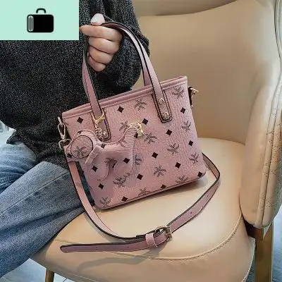 流行包包女包新款2020春季时尚韩版斜挎包百搭复古网红手提单肩包new