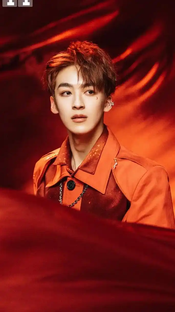 何洛洛电视剧《完美的他》#这个夏天 77(720000400900