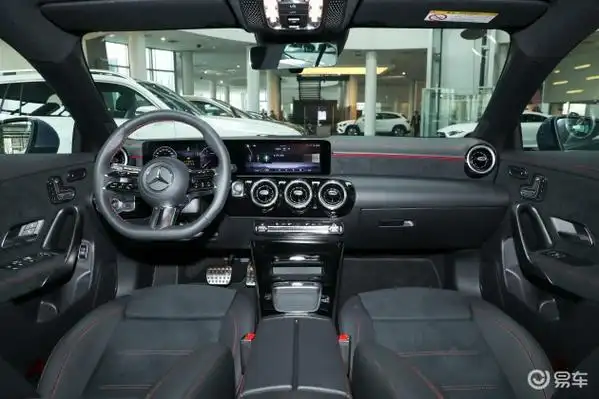 奔驰cla级内饰-后排-发动机-易车