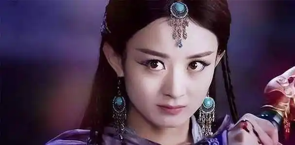 和吴亦凡,张碧晨撕扯不清,被骂上热搜的赵丽颖,一点也不亏!