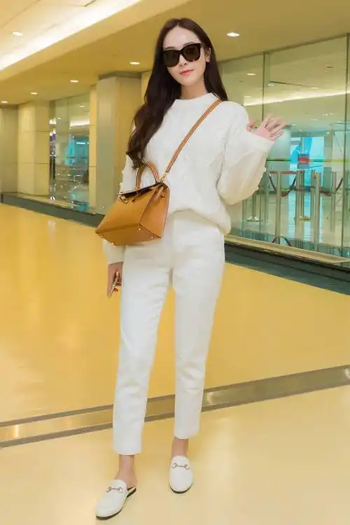 行走的画报 jessica郑秀妍的牛仔裤穿搭