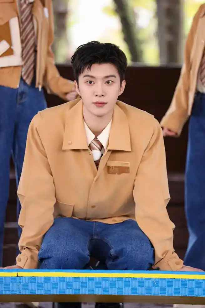 观看时请务必牢记老板@范丞丞adam0616的口号——"我们保护大自然,大