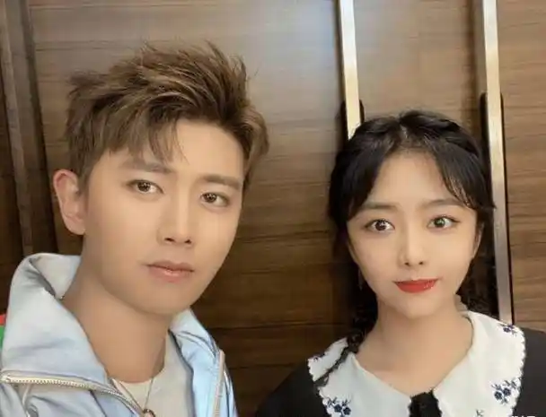 谭松韵离开滤镜后,身材"发福"不似往日,任嘉伦估计都认不出来_时候