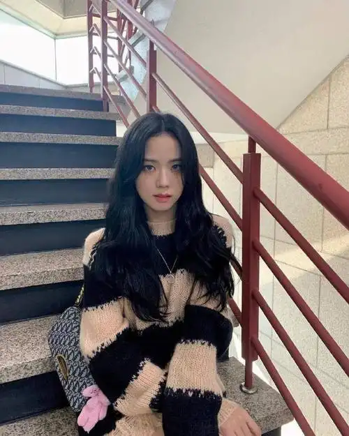 jisoo金智秀同款毛衣韩版慵懒条纹羊毛马海破洞毛衣