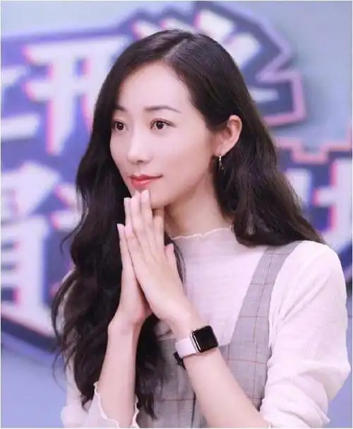 深扒之下终于知道韩雪的底气从何而来红军爷爷只是表象