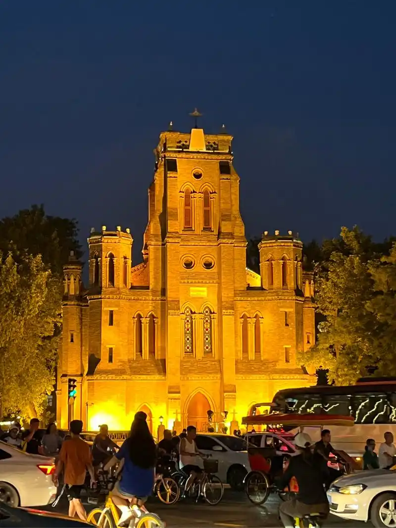 天津风光之望海楼教堂,原名圣母得胜堂,是天主教传入天津的第一所教堂