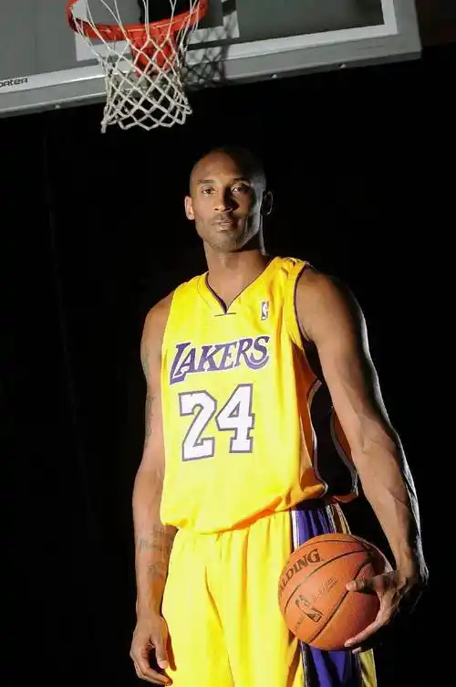 老照片 | 媒体日的科比