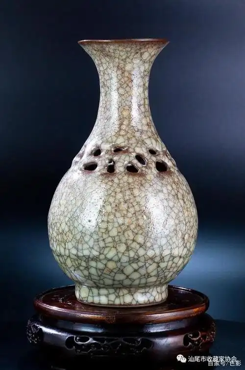 浅析南宋官窑修内寺窑款月白釉瓷器——黄水河