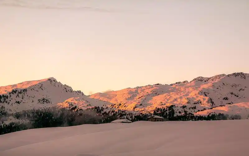 壮观美丽的大自然雪山美景意境,风景-回车桌面
