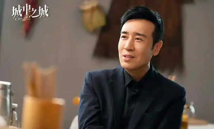 原创新剧开播爆火央视再证眼光于和伟新剧收视火爆仅播2集