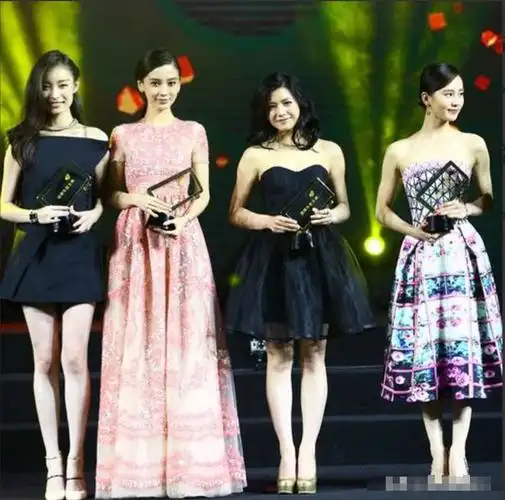 陈妍希,83年,身高161杨颖,89年,身高168刘诗诗,87年,身高165倪妮,88年