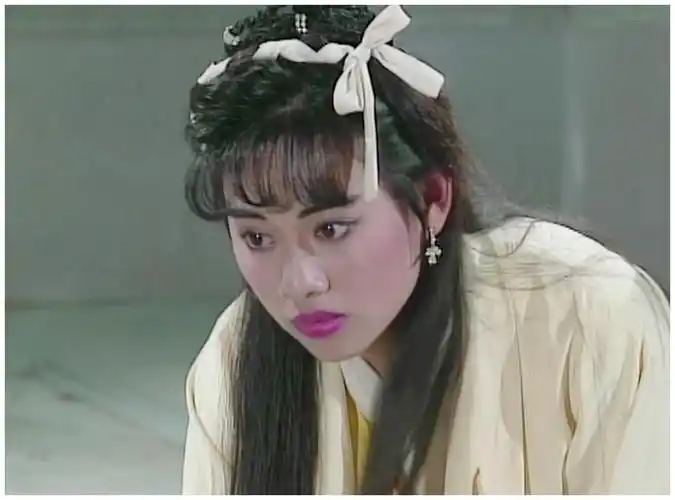 20岁的陈松伶,在90年代的港剧中,塑造了5个经典古装美人
