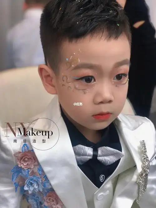 男宝宝主持人来啦