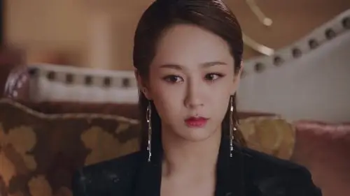 电脑壁纸 明星 大陆明星 杨紫总裁造型