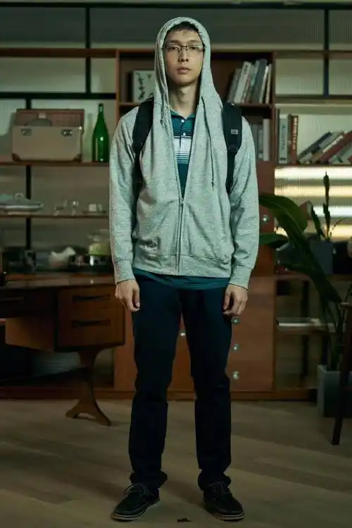 张艺兴潘生程序员的日常