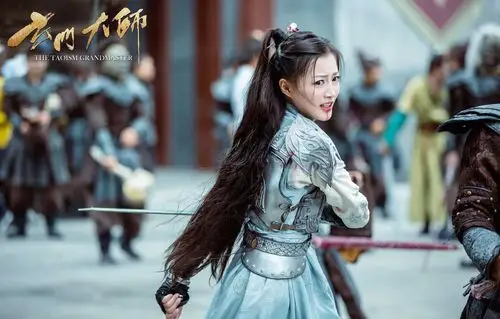 玄门大师热播曝女主王秀竹热血打怪剧照