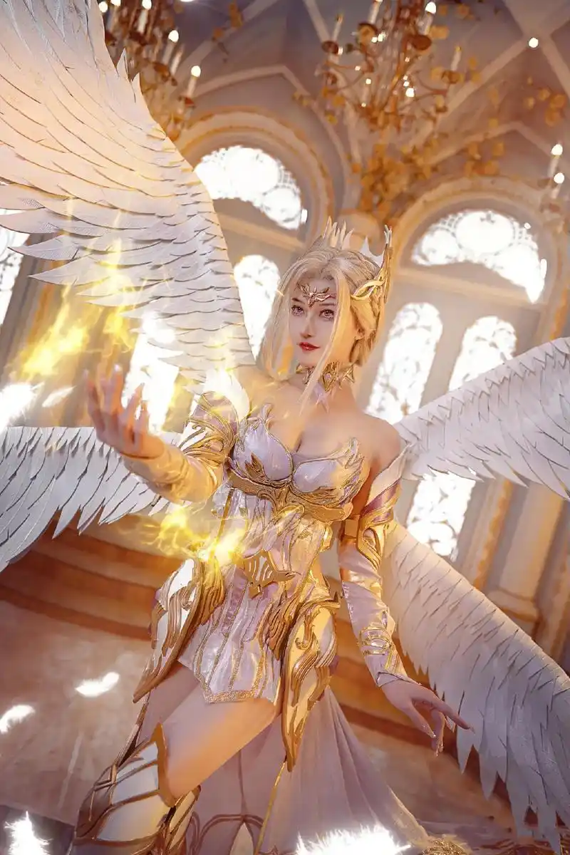 千仞雪cos 斗罗大陆 | 六翼天使 97出镜cn:@露兒大 - 抖音