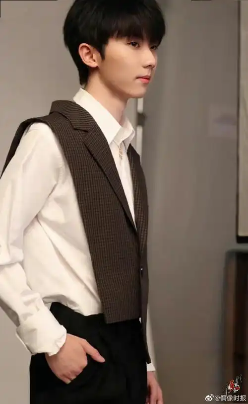 马嘉祺我们的歌4预告#马嘉祺我们的歌4最新预告,这个白色西装造型