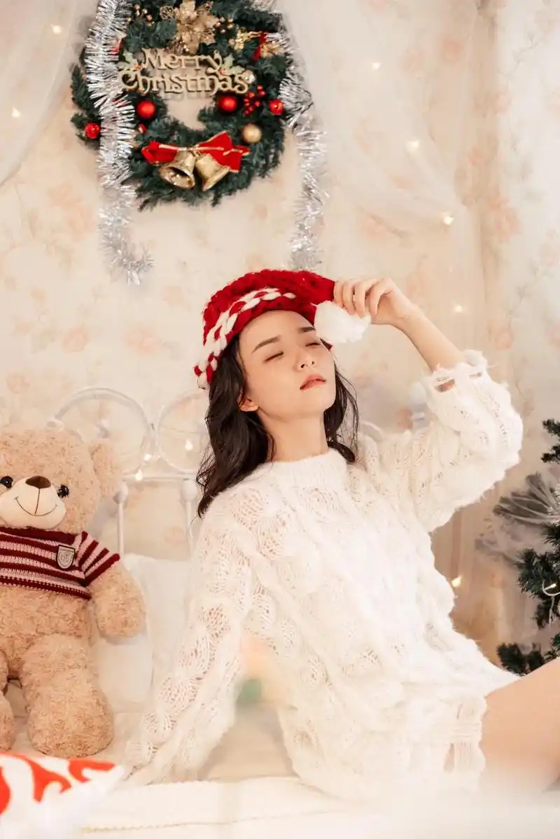 每个女孩子都有很多种风格.#图文伙伴计划 #个人写真 #乐山 - 抖音