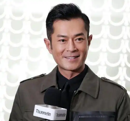 古天乐近照判若两人,拉皮脸,吊眼梢,面相刻薄,直播状态引争议