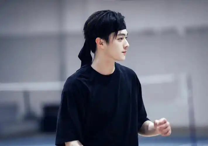 许凯打球那个瞬间都迷人