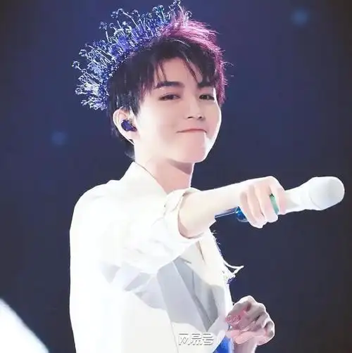 神十六发射圆满成功蔡徐坤华晨宇张艺兴王俊凯等21位艺人表祝贺