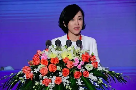 会上柳青介绍到,在过去一年,滴滴平台总共带动1360多万个就业机会,在