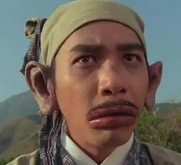 听信网上疯传的"自然生胡法",每天用生姜,辣椒,绿油精拼命抹嘴,以为