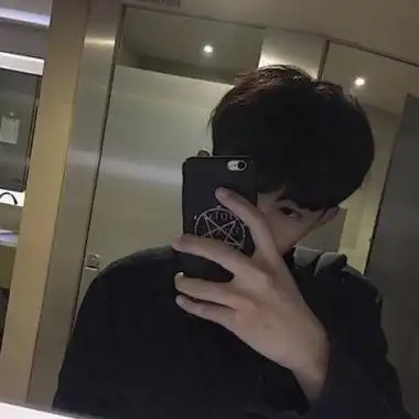 最新真人手机拍照男头冷酷高清很温柔 温柔中带有酷酷的男头合集_男生