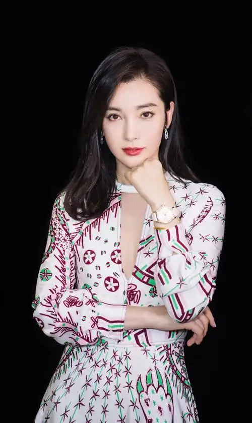 李冰冰:面若桃花,天生丽质,美丽动人_高清图集_新浪网