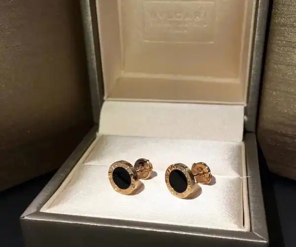 宝格丽黑玛瑙玫瑰金耳钉