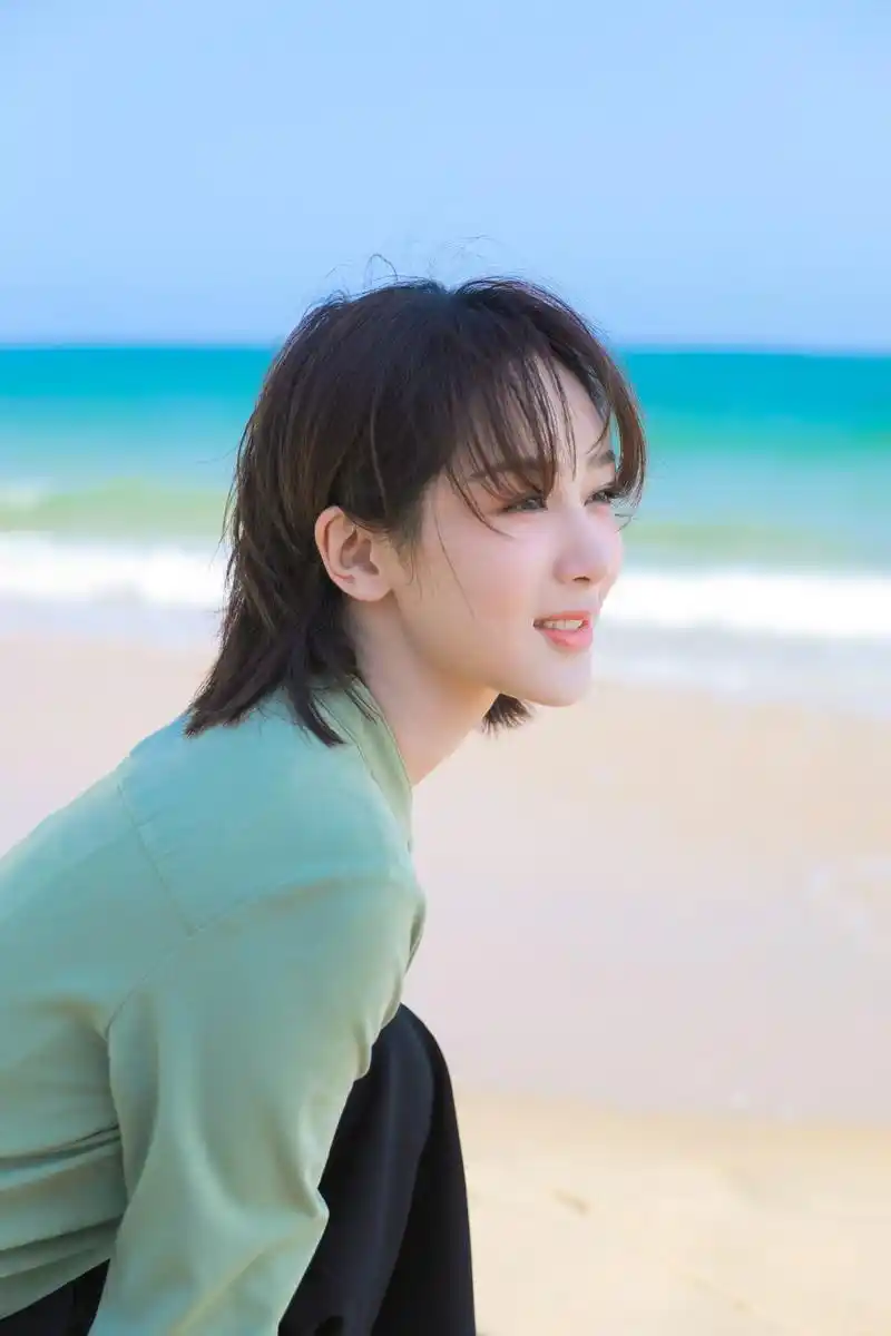 明星写真美图|杨紫