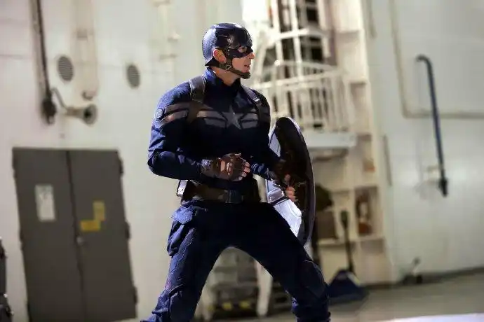 美国队长2##chris evans# 帅炸天的潜行服. 来自大缘在家 - 微博