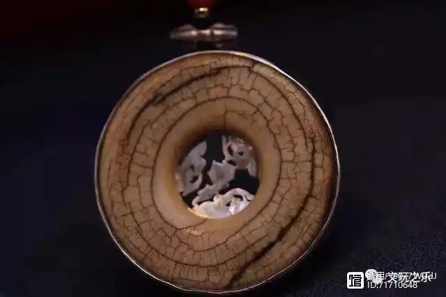 老象牙都裂成这样了很多人依然感觉是人工做的你怎么看呢