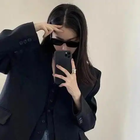 女生头像简约高级感真人女头